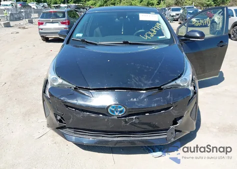 2018 Toyota Prius Two z USA, uszkodzony, nr VIN JTDKBRFUXJ3593397